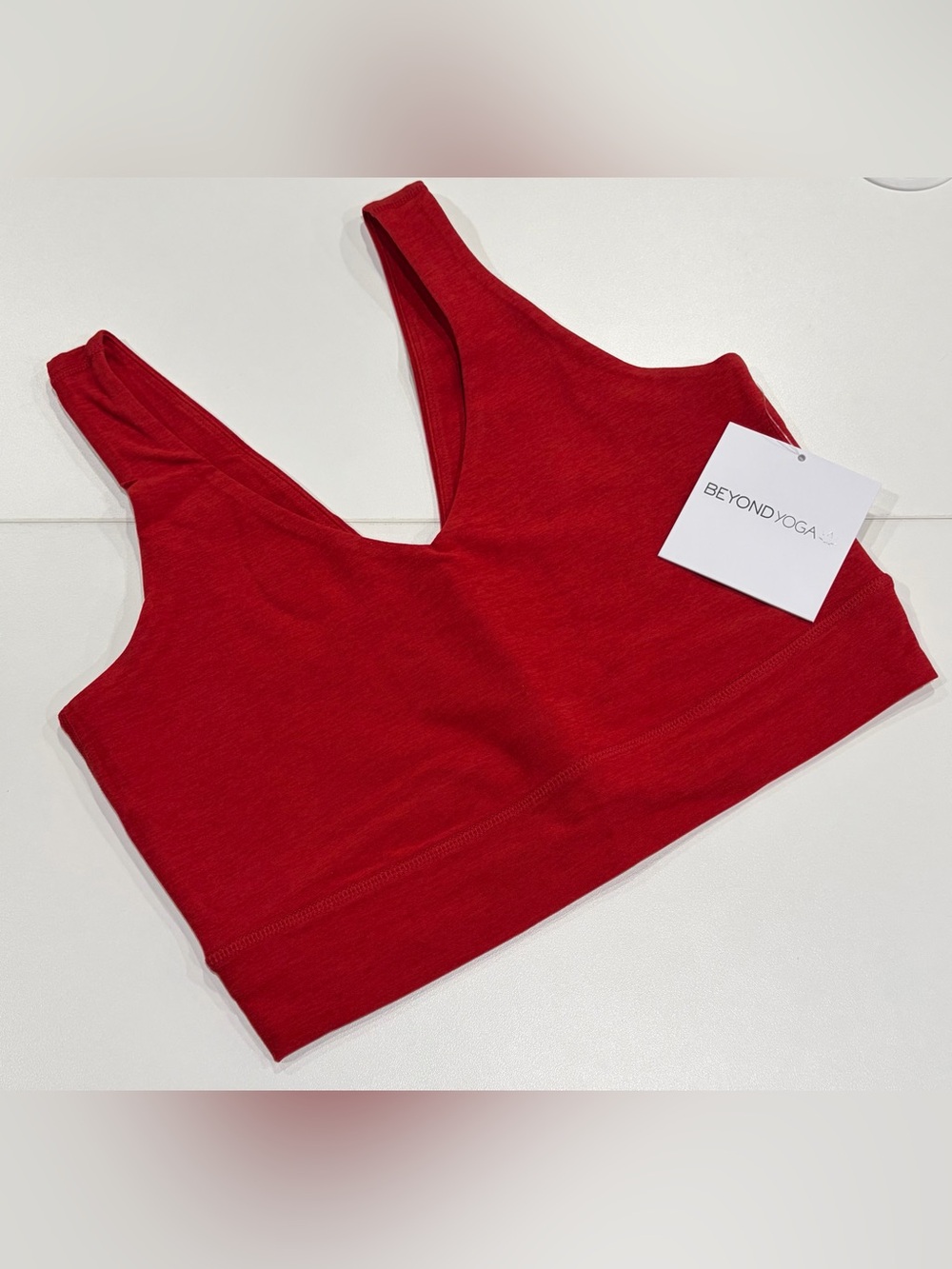 Beyond Yoga Women's Medium Spacedye Good Day Long Line Bra Red NWT V-Neck Soft